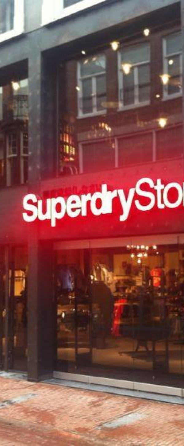 Superdry voorgevel.jpg