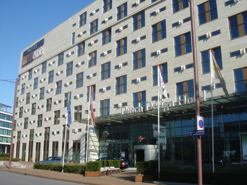 hotel6.jpg